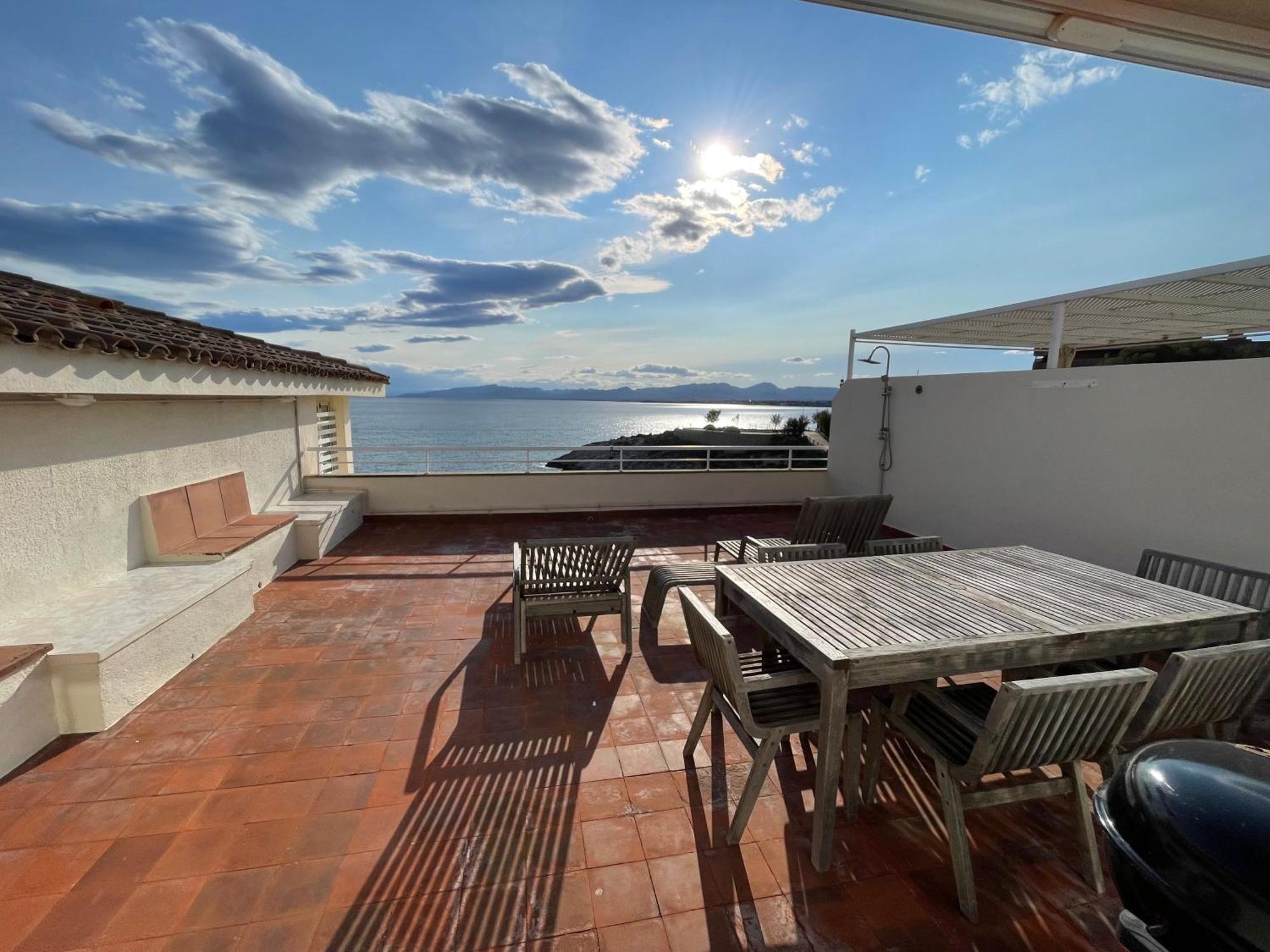 Apartamento Rits Beachfront Salou Eksteriør billede
